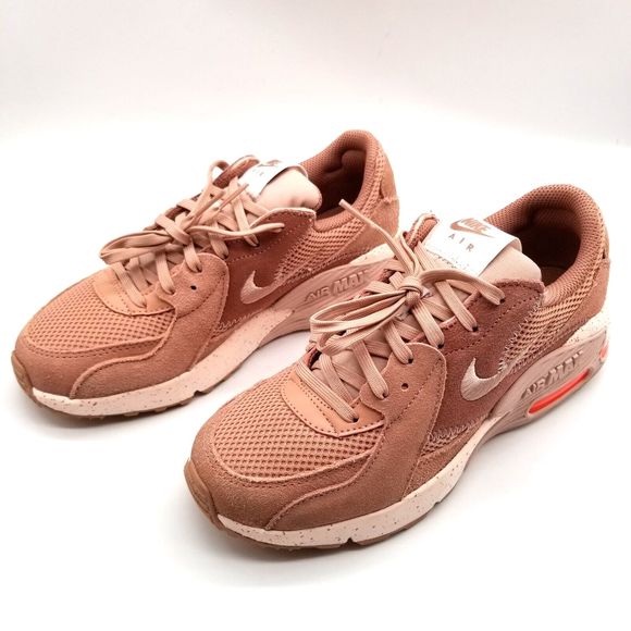 Nike Women's Air Max Excee Shoes Size 6 Blush Beige CD5432-603 Low Top - Picture 1 of 6